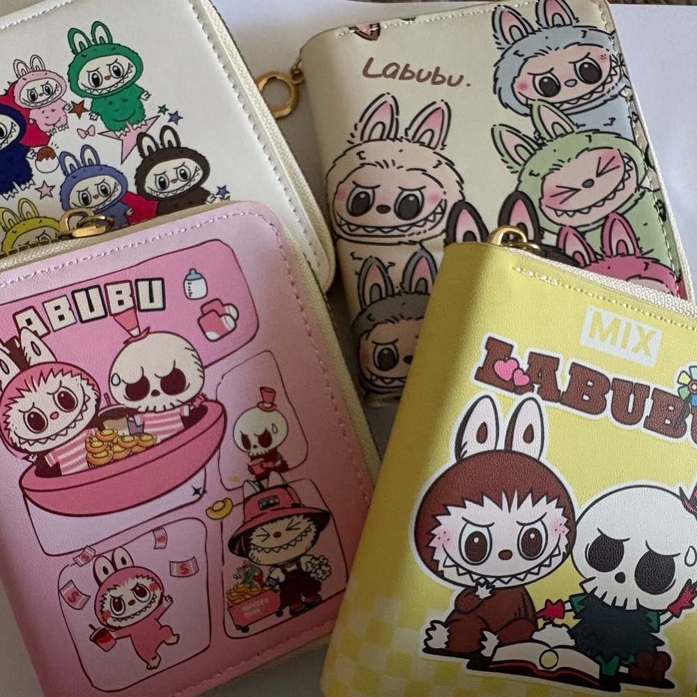 Small Labubu Wallet (your choice)